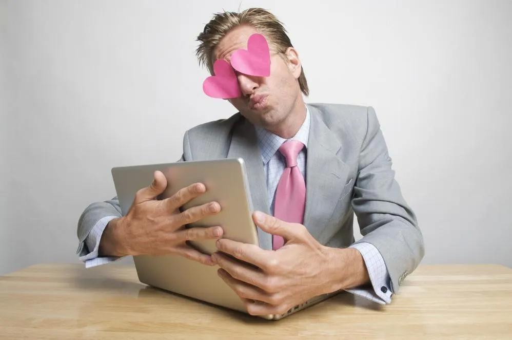 Как распознать брачного афериста?